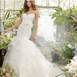 SOLD 2200 Brand New w/ Tags